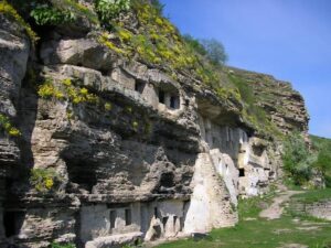 מנזר טיפובה, מולדובה
