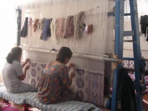 אוזבקיסטן, מפעל שטיחים בסמרקנד