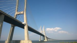 גשר וואסקו דה גאמה (Vasco da Gama Bridge), פורטוגל